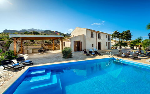 Villa La Musa: Blå, Svømmepøl, Udvej, Udendørs Møbler, Eco Hotel, Estate, Fritid, Thermae, Paraply, Villa