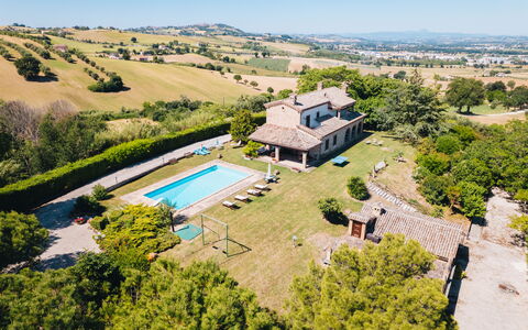 Villa Incanto: Svømmepøl, Estate, Stuehus, Fritid, Hacienda, Villa, Sommerhus, Gård, Backyard, Mansion