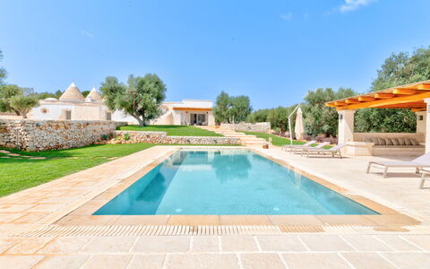 Trulli di Luccio: Have, Svømmepøl, Landscaping, Design, Water Feature, Flise, Flise