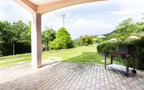 Villa Altavista: Have, Skygge, Pavilion, Landscaping, Lawn, Udendørs Struktur, Eco Hotel, Gård, Parkere, Backyard