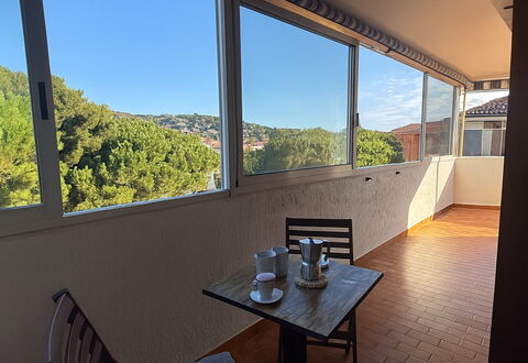 La Casa di Viviana Terrace, Close to the Beach: Møbel, Etage, Hårdttræ, Bejdse, Stol, Altan, Trægulve, Eco Hotel, Dagslys, Dæk