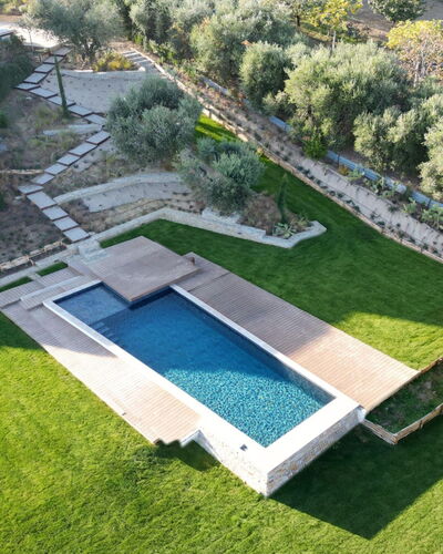 Villa Carciofa: Have, Busk, Svømmepøl, Landscaping, Backyard, Estate, Lawn, Gård, Villa, Gårdsplads