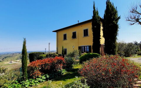Villa Luce San Miniato: Busk, Land Lot, Landdistrikt, Stuehus
