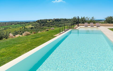 Villa Netina: Blå, Svømmepøl, Kompositmateriale, Udvej, Flise, Landscaping, Thermae, Water Feature, Eco Hotel