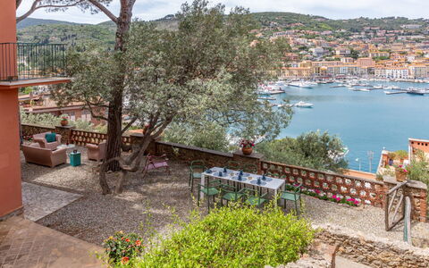 Villa Fior di Roccia: Lejlighed, Altan, Blomsterkrukke, Stueplante