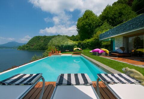 Isa Villa: Svømmepøl, Coastal Og Oceaniske Landskabsformer, Udvej, Sø, Kyst, Tropics, Eco Hotel, Lyd, Reservoir