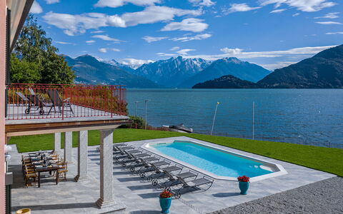 Angela Villa: Svømmepøl, Udvej, Bjergkæde, Eco Hotel, Fritid, Udendørs Møbler, Ferieby, Hotel, Reservoir, Alps
