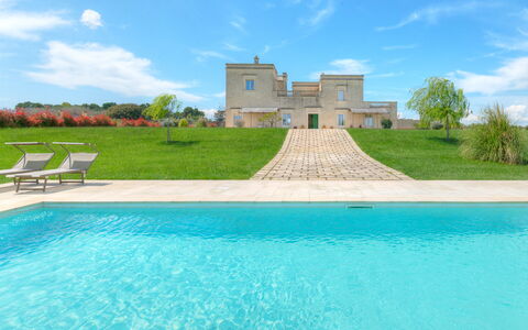 Masseria Ficalindia: Blå, Svømmepøl, Estate, Lawn, Have, Landscaping, Villa, Gård, Mansion, Stuehus