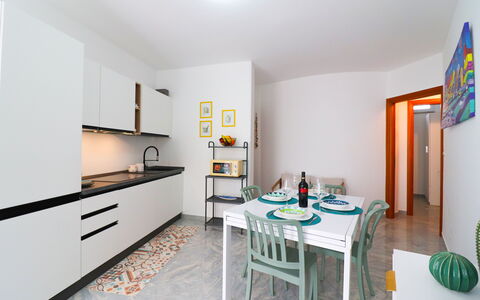 Casa Kalès Otranto – Holiday Home 4 Guests – Ac, W: Indretning, Møbel, Gulvbelægning, Køkken, Træ, Etage, Countertop, Værelse, Større Bandage, Køkken Apparat