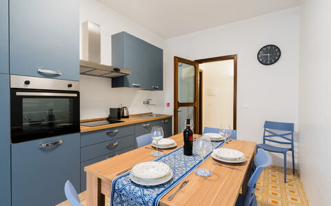 Stella Marina: Indretning, Gulvbelægning, Møbel, Etage, Værelse, Cabinetry, Større Bandage, Køkken Apparat, Køkken, Countertop