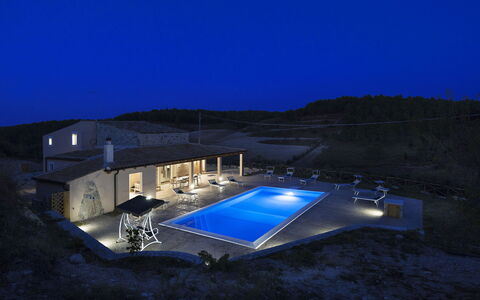 Villa Belvedere: Blå, Svømmepøl, Udvej, Estate, Udendørs Møbler, Villa, Thermae, Eco Hotel, Stol, Hotel