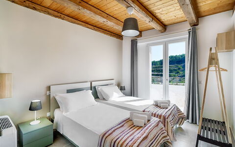 Villa Belvedere: Møbel, Indretning, Lejlighed, Hjem, Stol, Værelse, Seng, Bed Frame, Soveværelse, Hotel