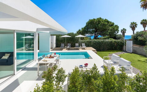 Villa Zora: Svømmepøl, Udvej, Skygge, Udendørs Møbler, Estate, Villa, Eco Hotel, Liggestol, Hotel