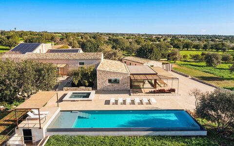 Villa del Sole: Svømmepøl, Estate, Udvej, Kompositmateriale, Eco Hotel, Stuehus, Villa, Hacienda, Landscaping, Gårdsplads