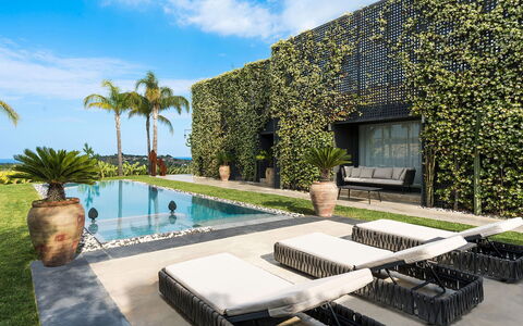 Villa Monica: Have, Skygge, Landscaping, Svømmepøl, Eco Hotel, Udvej, Villa, Hacienda, Gårdsplads