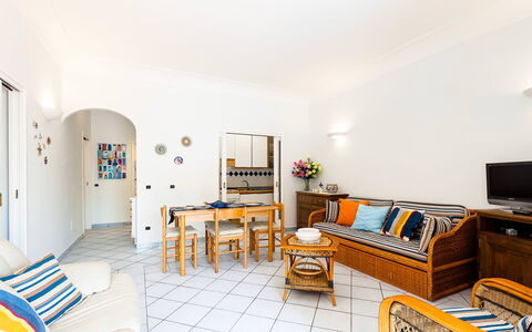 Casa Dorothea 1: Gulvbelægning, Etage, Indretning, Møbel, Loft, Værelse, Lejlighed, Stol, Couch, Stue