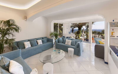 Villa Avion