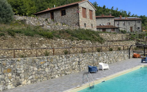 Borgo Antico, Pool, Barberino del Mugello: Svømmepøl, Udendørs Møbler, Udvej, Flise, Thermae, Ferieby, Eco Hotel, Hacienda, Cobblestone, Villa