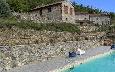 Borgo Antico, Pool, Barberino del Mugello: Svømmepøl, Udendørs Møbler, Udvej, Flise, Thermae, Ferieby, Eco Hotel, Hacienda, Cobblestone, Villa