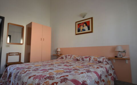 Appartamento Nina, Ac, Wifi: Soveværelse, Seng, Sengetøj, Sengetøj, Indretning, Møbel, Sengetøj, Bed Frame, Værelse, Etage