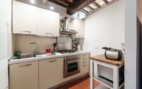 Le Loggine del Pignatello Apartment, Siena City: Køkken Apparat, Køkken, Countertop, Større Bandage, Cabinetry, Komfur, Husholdningsapparat, Komfur, Køkkenvask, Indretning