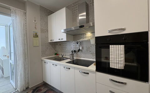 Casa Amare: Køkken, Køkken Apparat, Countertop, Større Bandage, Cabinetry, Komfur, Køkkenvask, Komfur, Indretning, Håndvask