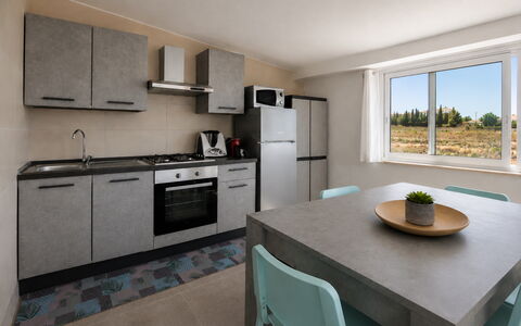 Villa Giugiola: Møbel, Køkken, Countertop, Gulvbelægning, Indretning, Etage, Større Bandage, Cabinetry, Hjem, Køkken Apparat