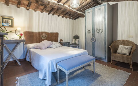 La Casa del Grillo Parlante: Møbel, Seng, Soveværelse, Sengetøj, Sengetøj, Sengetøj, Gulvbelægning, Hjem, Bed Frame, Indretning