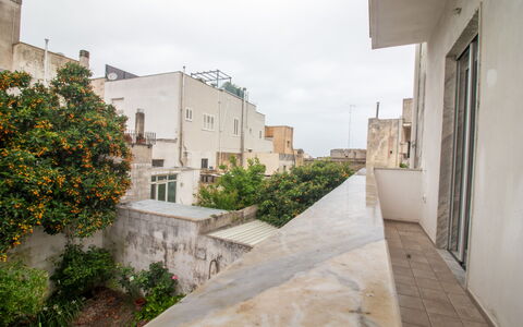 Elementi Luxury Otranto: Væg, Boligområde, Lejlighed, Beton, Altan, Dagslys, Gips