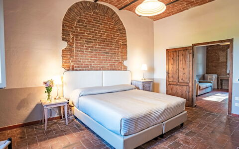 Grosseto 830: Væg, Mursten, Indretning, Møbel, Loft, Murværk, Værelse, Soveværelse, Bed Frame, Seng