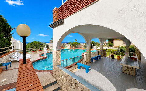 Villa Sole Mare: Svømmepøl, Hotel, Villa, Udvej