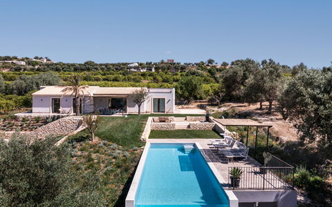 Villa Maddalena: Svømmepøl, Kompositmateriale, Udvej, Estate, Villa, Design, Eco Hotel, Stuehus, Hacienda