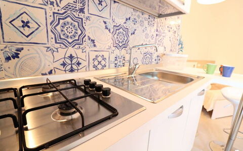 Casa Maya a Otranto: Køkken, Køkken Apparat, Større Bandage, Countertop, Komfur, Gulvbelægning, Etage, Køkkenvask, Gaskomfur, Indretning