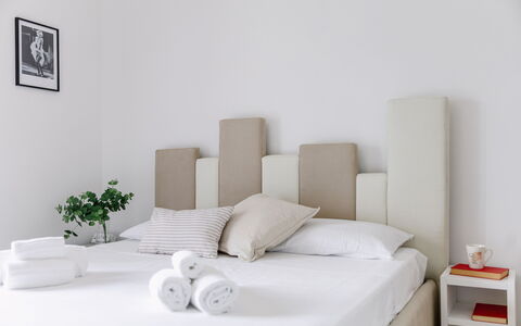 Suite Pineta: Møbel, Indretning, Seng, Soveværelse, Væg, Træ, Sengetøj, Sengetøj, Sengetøj, Textile