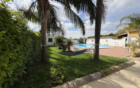 Villa Cigno Reale: Svømmepøl, Udvej, Skygge, Hacienda, Landscaping, Eco Hotel, Villa