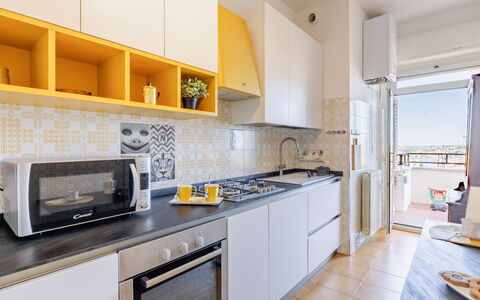 Corso 109: Køkken, Køkken Apparat, Større Bandage, Countertop, Indretning, Gulvbelægning, Etage, Cabinetry, Komfur, Værelse