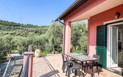 Orto di Silvia: Boligområde, Lejlighed, Estate, Udvej, Mansion, Altan, Villa, Svømmepøl
