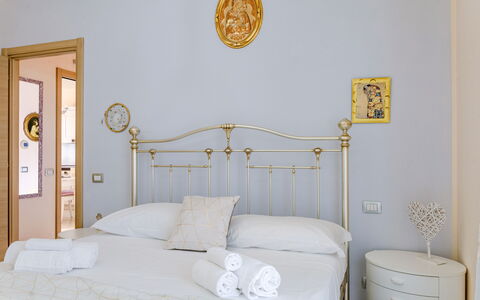 Sweet Loreto: Seng, Soveværelse, Sengetøj, Indretning, Sengetøj, Møbel, Bed Frame, Etage, Sengetøj, Belysning