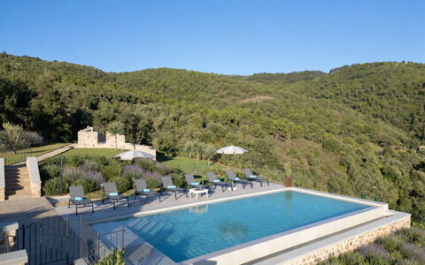 Villa Maddalena alla Guglielmesca: Bjergrige Landskabsformer, Bakke, Bjerg, Svømmepøl, Highland, Landskab, Hill Station, Bjergkæde, Eco Hotel, Estate