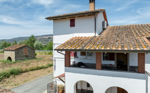Il Cipresso, Casa dei Nonni, Cortona: Tag, Sommerhus, Hældning, Skorsten, Villa, Altan, Stuehus