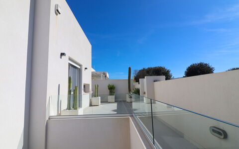 Villa Ginevra Luxury Otranto: Arkitektur, Boligområde, Urban Design, Lejlighed, Kompositmateriale, Hjem, Altan, Beton, Skygge, Design