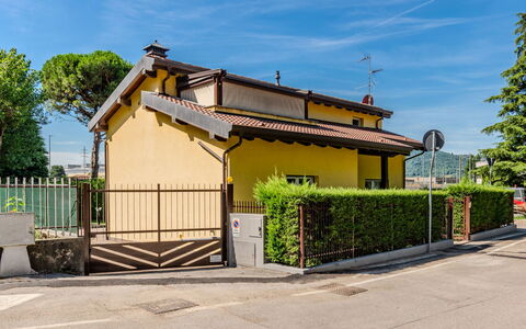 Villa Giulia: Hegn, Port, Home Fencing, Altan