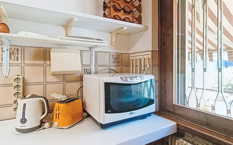 Locanda dei Nonni: Træ, Indretning, Køkken Apparat, Større Bandage, Køkken, Husholdningsapparat, Lille Apparat, Værelse, Countertop, Cabinetry