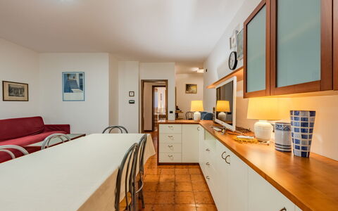 Locanda dei Nonni: Gulvbelægning, Indretning, Møbel, Køkken, Træ, Etage, Loft, Countertop, Køkken & Spisebord, Værelse