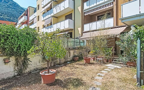 Locanda dei Nonni: Lejlighed, Urban Design, Altan, Ejerlejlighed, Skygge, Gård, Walkway