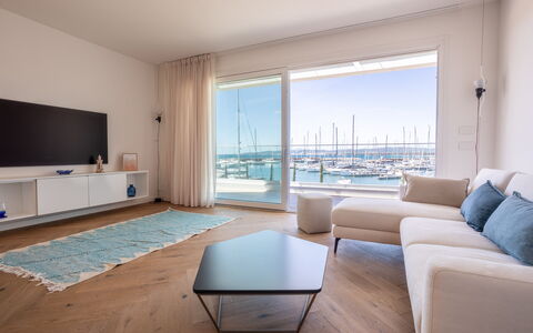Porto di Luce Luxury, Jacuzzi and Seaview: Møbel, Gulvbelægning, Etage, Trægulve, Lejlighed, Stol, Laminat Gulv, Hårdttræ, Hotel