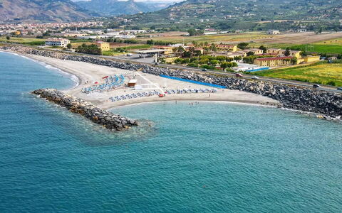 Baia di Tempsa Beach and Sea: Krop Af Vand, Kyst, Strand, Coastal Og Oceaniske Landskabsformer, Kyst, Hav, Turistattraktion, Ocean, Bugt, Tropics