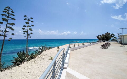 Dimora Avola Centro: Blå, Krop Af Vand, Horisont, Kyst, Coastal Og Oceaniske Landskabsformer, Hav, Strand, Ocean, Kyst, Tropics