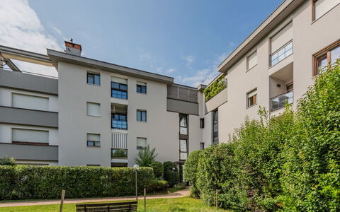 Michelon: Boligområde, Facade, Urban Design, Lejlighed, Ejerlejlighed, Estate, Lawn, Have, Gård, Landscaping