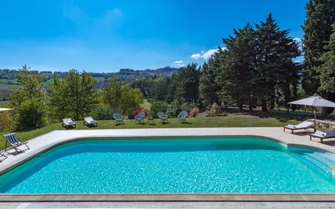 Borgo Colle Ridente 13: Svømmepøl, Blå, Vand, Udvej, Thermae, Udendørs Møbler, Eco Hotel, Skygge, Water Feature, Landscaping